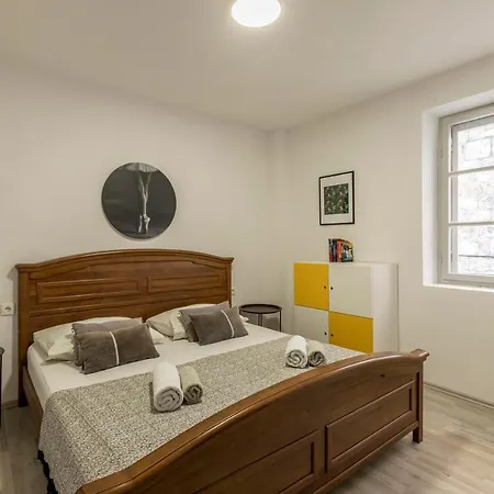 Hvar Out Appartement *